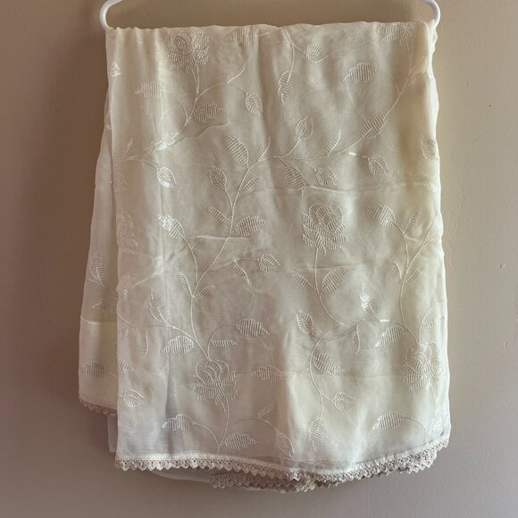 Ivory white Floral Sequin Lace doily Saree Coquette Bridal wedding pastel fairy - Picture 5 of 17